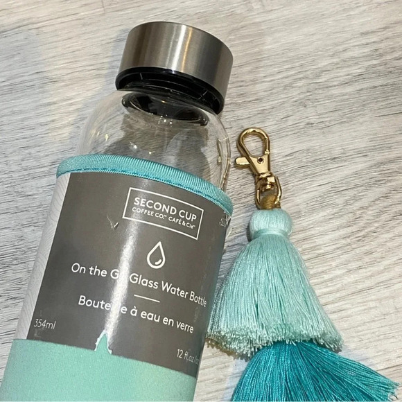 Second Cup 12 fl oz On The Go Reusable Glass Water Bottle and Ombre Keychain - Picture 3 of 11